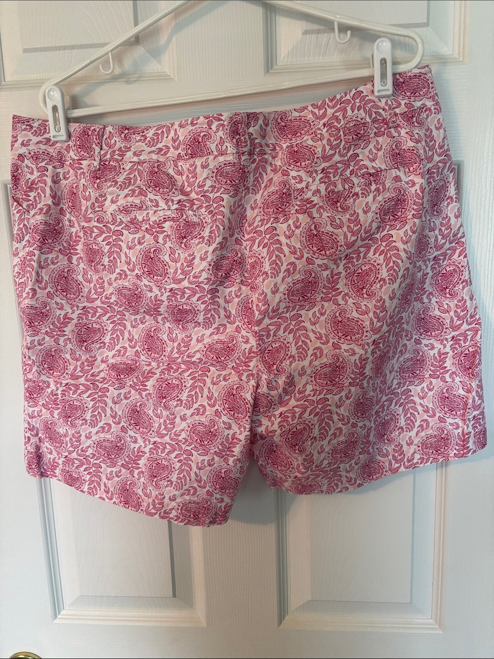 Talbots Pink Paisley Shorts Size 16 - Picture 3 of 4